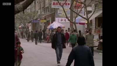 We decide to stop
here and look at the town. - Michael Palin: Travels of a Lifetime