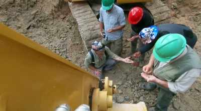 ‐ We decided to dig
into this concrete cap, - Lost Gold of World War II