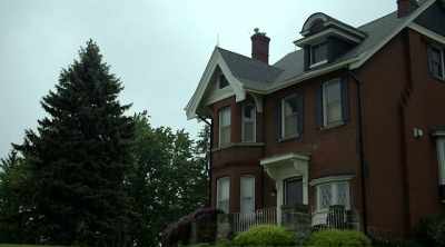 We had definitely come
to the conclusion that, - Eli Roth Presents: A Ghost Ruined My Life