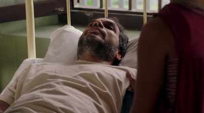- We definitely gave him O neg.
- Could it be wrongly labelled? - The Good Karma Hospital