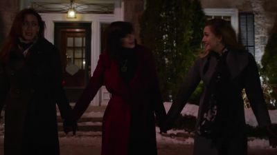 - We did it!
- Piece of cake! - Good Witch