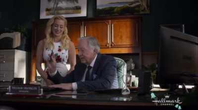 - We did, too, but apparentlyTrish had other ideas. - Wedding at Graceland