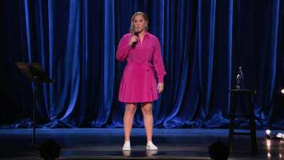 We didn't know our angles.
They'd say, "Cheese!" - Amy Schumer: Emergency Contact