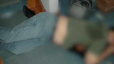 - We discovered he had
three gunshot wounds, - Interrogation Raw