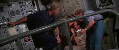 - We don't have a reading on that, Chief. - Gray Lady Down