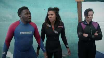 We don't have
any other options. - 6-Headed Shark Attack