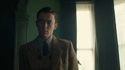 - We don't know him, do we?
- No, - Magpie Murders