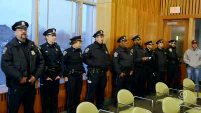 We don't mind
you making fun of us, - Jeff Ross Roasts Cops