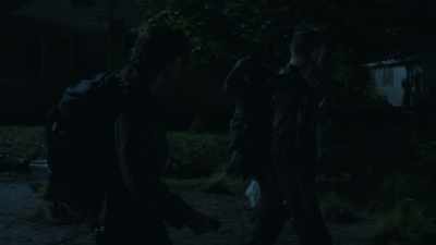 We don't rest, - The Walking Dead: World Beyond