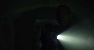 We don't wanna go further in. - Lake Placid: Legacy