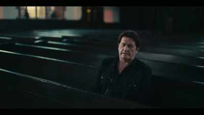 We felt we were getting pretty good,
and certainly with Mel there, - Simple Minds: Everything is Possible