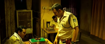 We found Prajapati Pandey's
clothes and the murder weapon. - Vadh