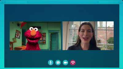We found the sun,
the kiddie pool, - Sesame Street: Elmo's Playdate