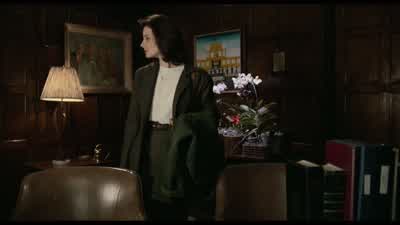 You know we get a lot of detectives here but I must sayI can't ever remember one as attractive - The Silence of the Lambs