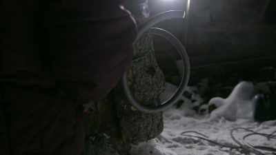 We get the foam in there,
and as we're pulling that foam - Life Below Zero: Next Generation
