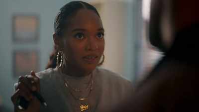 We get what was
on Prince's laptop, - Robyn Hood