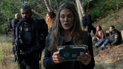 We getting
close, Dr. Griffin? - The 100
