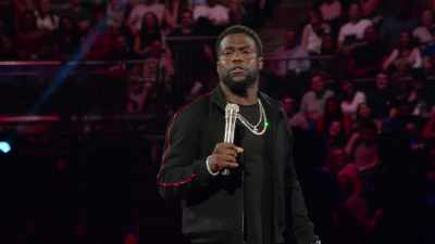 We go to get on a roller-coaster.
Once again, I don't do roller coasters. - Kevin Hart: Irresponsible