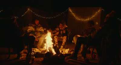 ♪ We go together Like
beaches and sand ♪ - Lost Soulz