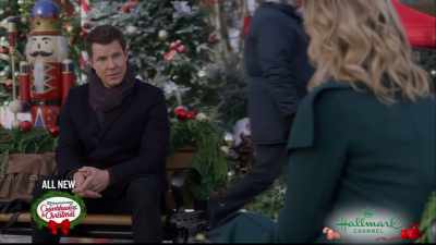 We were gonna do this bi-- - It's Beginning to Look a Lot Like Christmas