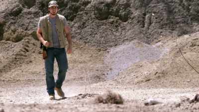 WE GOT A CALL
FROM A LOCAL RABBIT HUNTER - Bloodlands