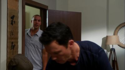 WE GOT A PROBLEM, MIKE. - Burn Notice