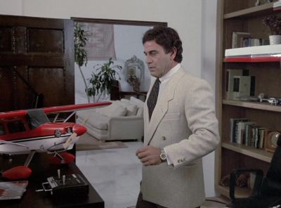 We got company.
RC's buddy. The big guy. - Knight Rider
