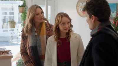 - We got cut off.
- Oh, so it went well? - To Have and to Holiday