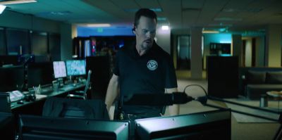 We got guards here,
armed guards. - Wire Room