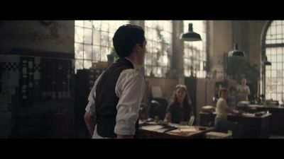 We got her! The waitress is at Alt-Bayern! - Shadowplay
