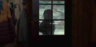We got to move. - Jurassic World: Dominion