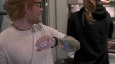 - We got one minute.
- Drumroll, drumroll! - Songwriter