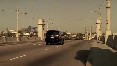 - We got him pinned on Chamberlain.
- Keep him there. We're two blocks away. - 24