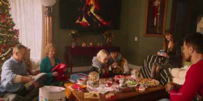 We got something for you right here,
Graham. Why don't you have that? - EXmas