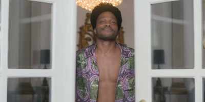 ♪ We got the moves ♪ - Coming 2 America