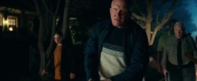 We got this, Karen. - Halloween Kills