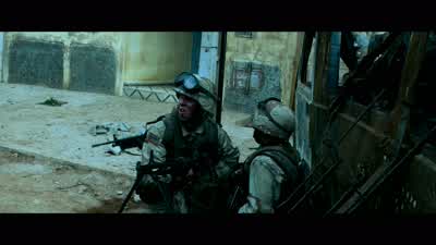 We got to go. - Black Hawk Down