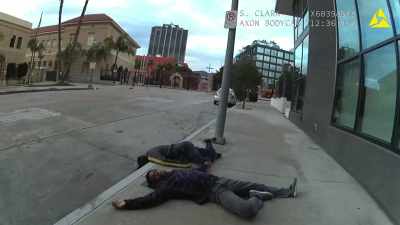 We got two on the ground - The Rookie: Feds