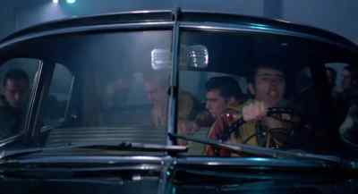 - We gotta get him to a hospital!
- Come on! - The Wanderers