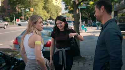 We gotta go. I'll drive. - Manifest