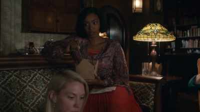 We have a note - Frankie Drake Mysteries