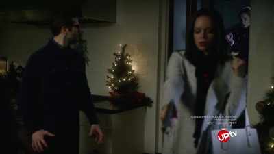We have a real good
view of this house, - Christmas Catch