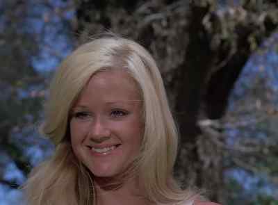 We have a very important guest. - The Six Million Dollar Man