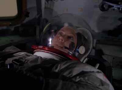 We have a warning light on Second Stage
hydrogen pressurization. - The Six Million Dollar Man