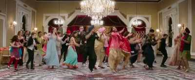 We have it all, honey. - Jab Harry Met Sejal