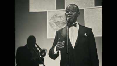 ♪♪ We have all the time - The Sound of 007