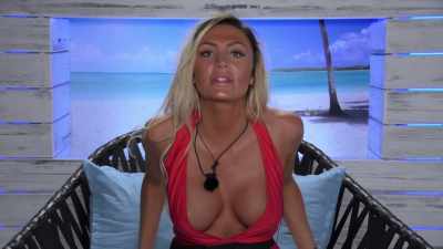 We have been, like, spending
a bit more time together - Love Island