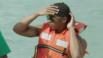 We have to do everything
we can to conserve them, - 5 Headed Shark Attack
