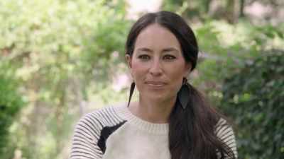 We have to do something
on this wall - Fixer Upper: Behind the Design