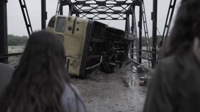 We have to find them. Alicia: Charlie... - Fear the Walking Dead
